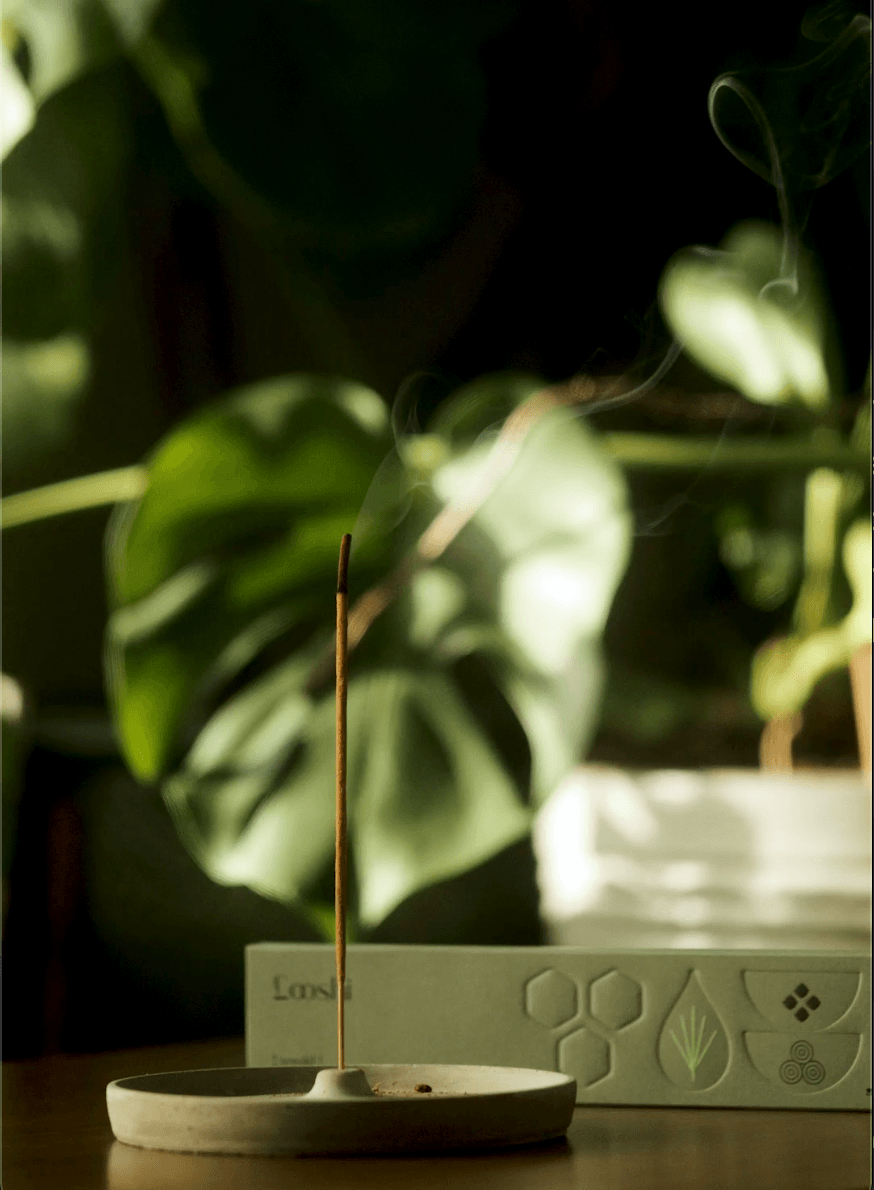 The Simplicity of Lighting Incense Sticks - Looshi
