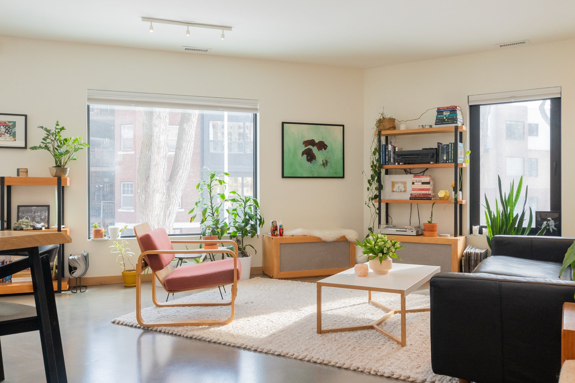 9 Ways To Transform Your Living Space To Feel Like You - Looshi
