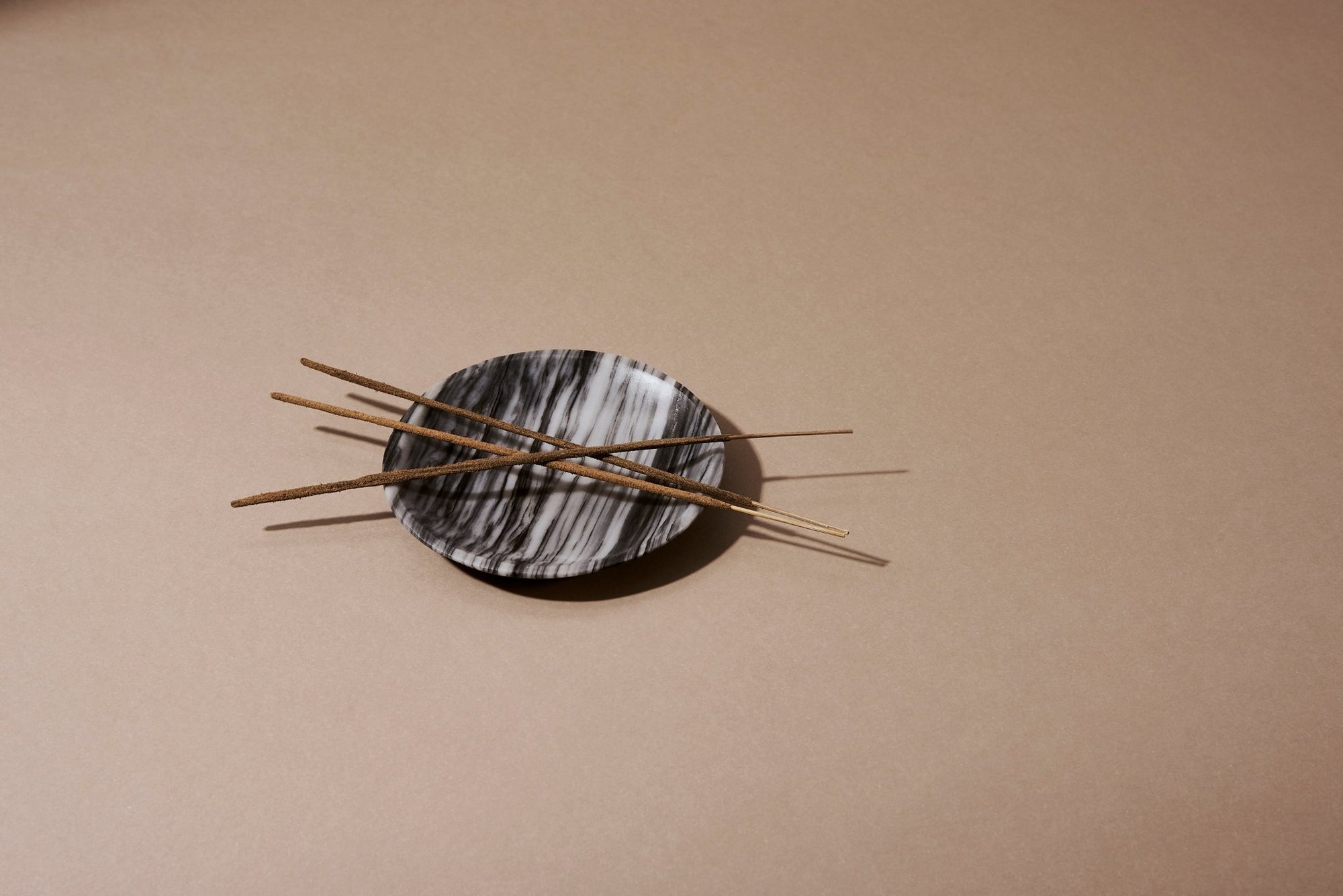 How many incense should I burn a day? - Looshi
