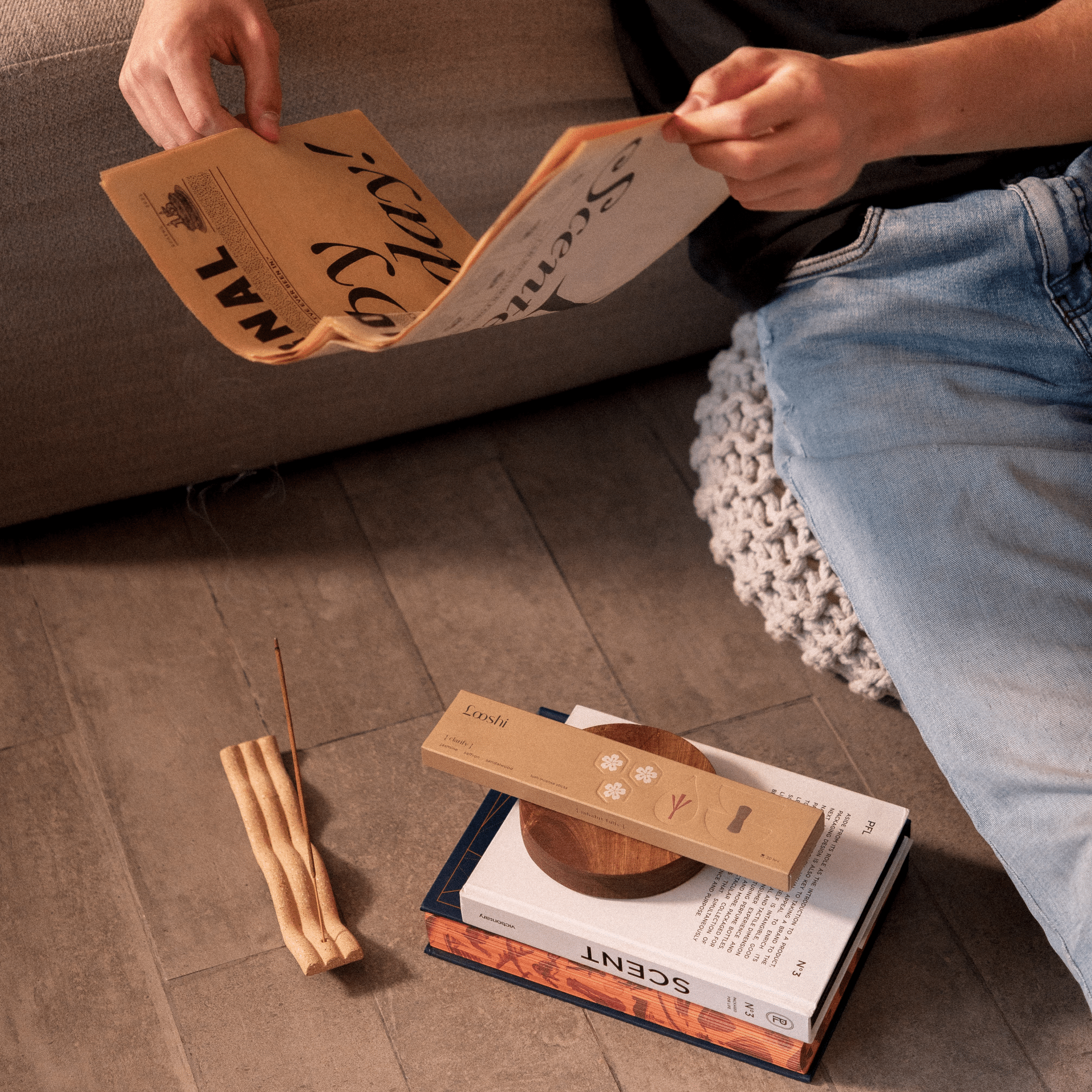 Clarify Natural Incense Sticks: Saffron, Jasmine & Sandalwood | Looshi