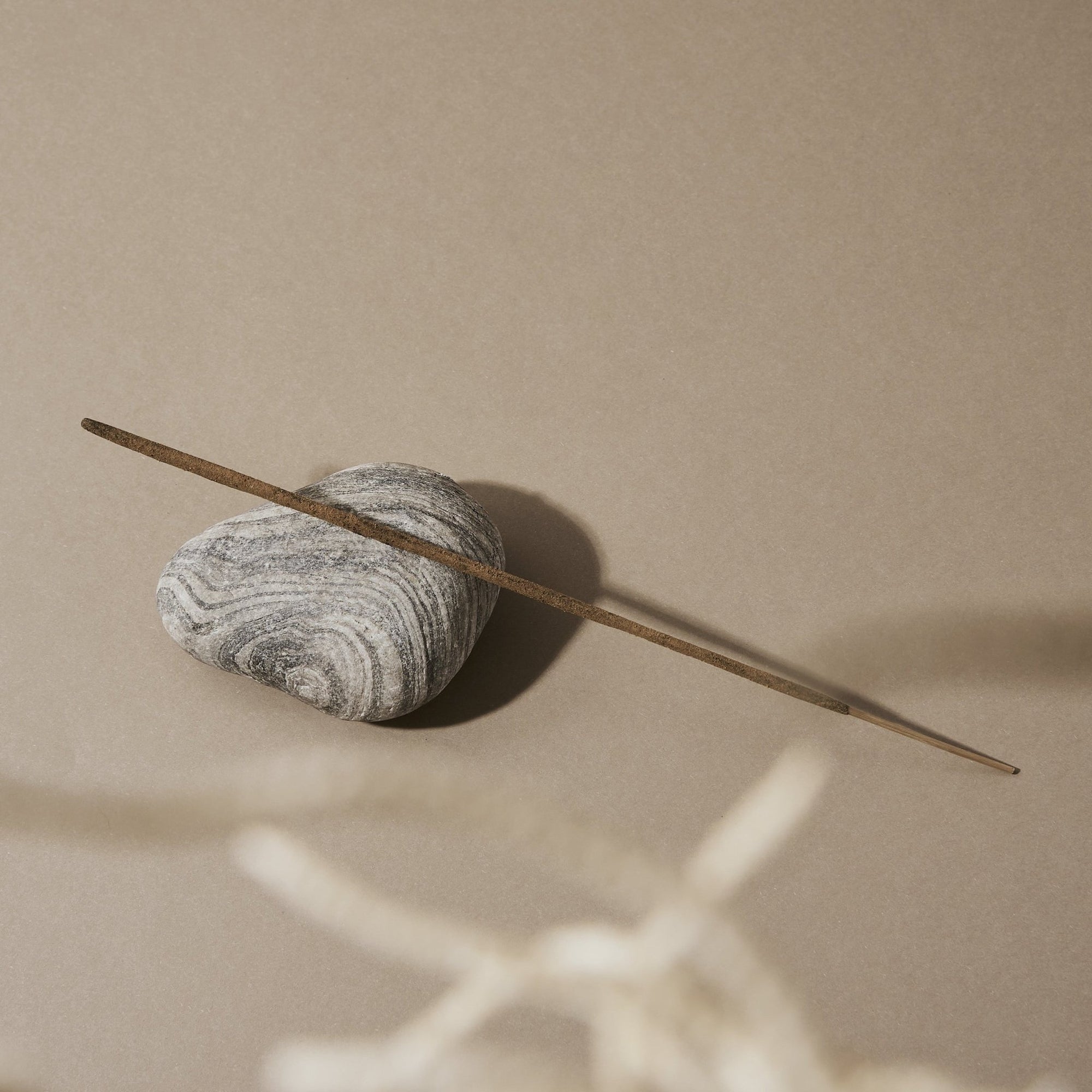 clarify incense sticks from hellolooshi.