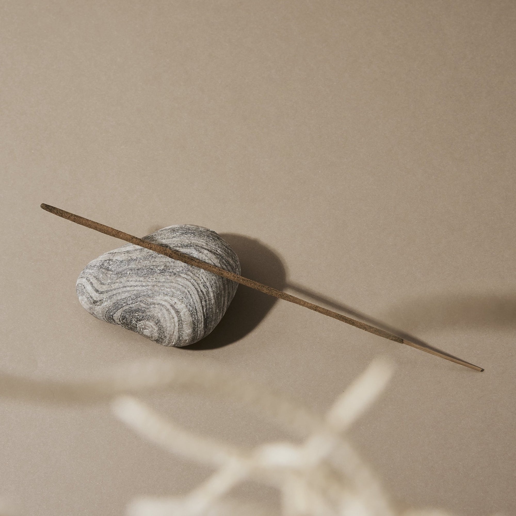 create incense sticks from hellolooshi.